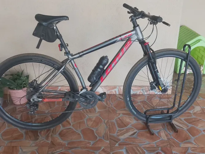 Bike 29 quadro 17 M Relação chimano tou trogo em outra Bike 29 quero um Bike do quadro 19