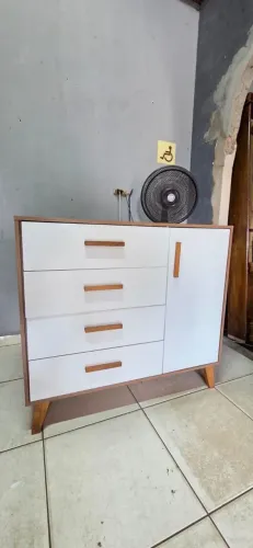 ?COMODA MDF ? bem conservado marcas de uso ?entrego e passo cartão