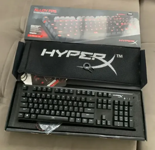 Teclado Gamer Hyperx Alloy Fps Com Cabo Removível Brown