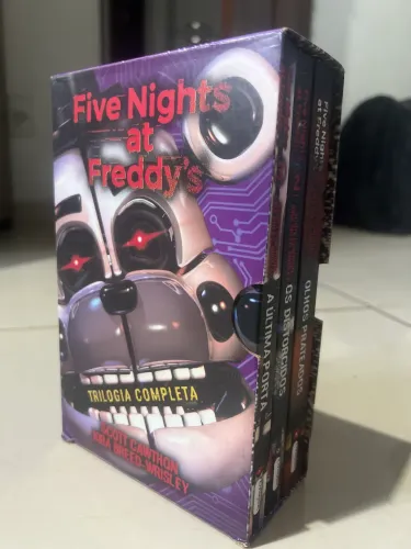 Five nights at Freddy?s trilogia completa-com box
