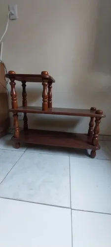 Estante de canto