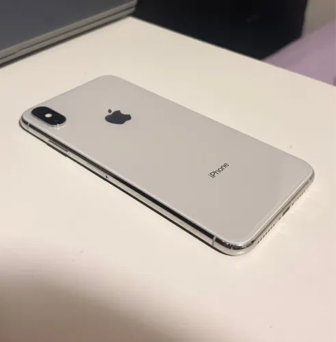 iPhone XS max 10 