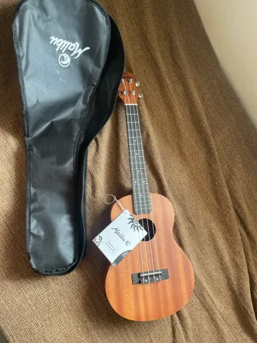 UKULELE MALIBU TENOR 26s SAPELE C CAPA