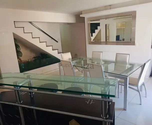 Cobertura Duplex - Perdizes - 3 Dormitórios - 274m².