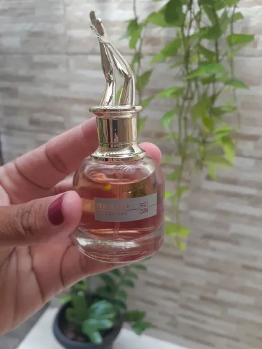 Perfume 90 reais