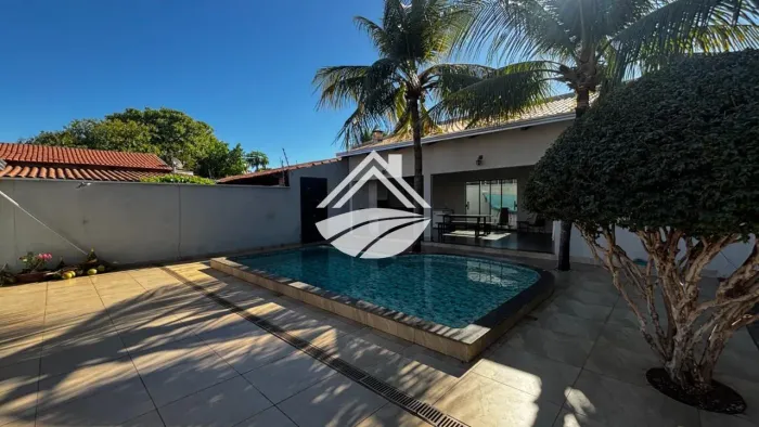 Casa para Venda em Palmas, Plano Diretor Sul, 4 dormitórios, 2 suítes, 4 banheiros, 6 vaga