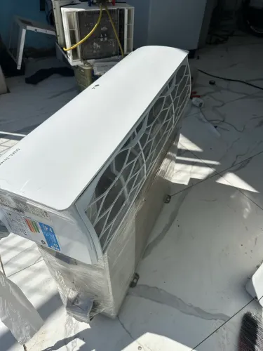 Ar LG24.000btus dual inverter