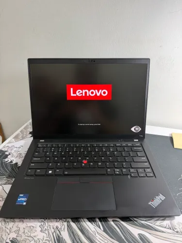 Thinkpad T14s gen 4 Intel 5 13 16gb 512 touch