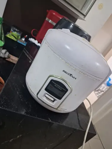 Panela de arroz elétrica