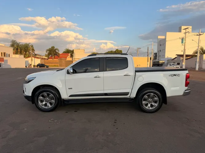 Chevrolet S10 Pick-up LTZ 2.5 Flex 4X4 CD Aut. 2022