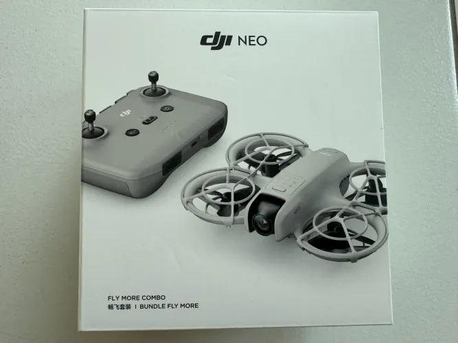 DJI NEO com 3 baterias + Hub de carregamento + Case de transporte