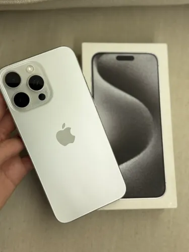 iPhone 15 pro Max 256gb 100% bateria