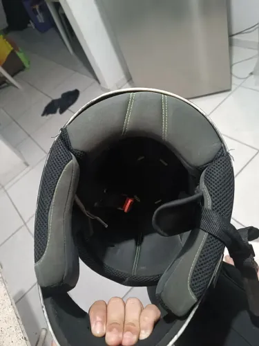 Capacete