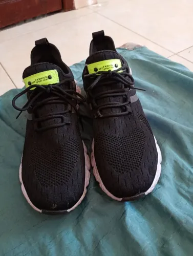 Tênis para esportes náutico
