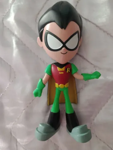 Boneco Robin