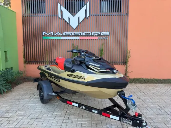 SEA DOO 325 RXT-X RS 