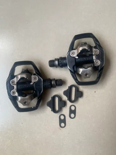 Pedal Shimano Sapatilha