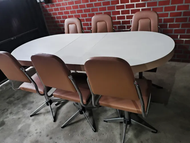Mesa em fórmica vintage