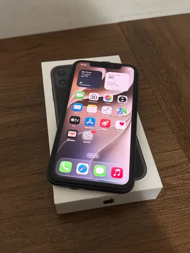 iPhone 11 64gb + Caixa + Carregador
