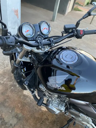 Hornet CB600F