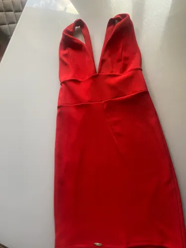 Vestido vermelho justo