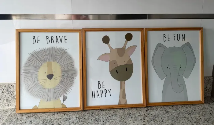 Vendo 3 quadros no tema safari 