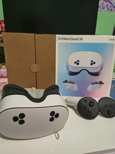 Óculos VR Realidade Virtual Meta Quest 3S 128GB Branco