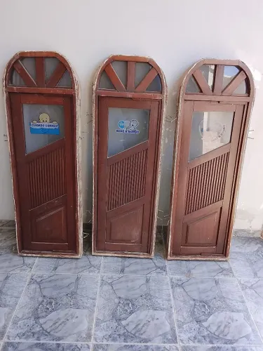 Ceteira à venda