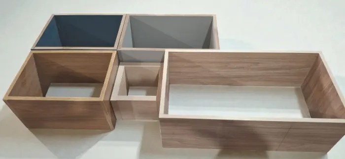 Diversos nichos em ótimo estado, valor unitário.