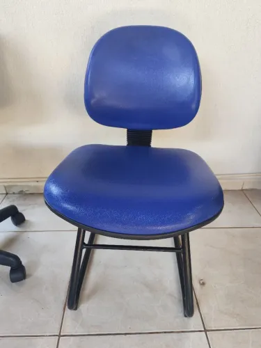 Cadeira escritório Reforçada 