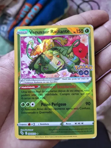 Venusaur Radiante (Radiant Venusaur) da coleção especial Pokémon GO, lançada em 2022.