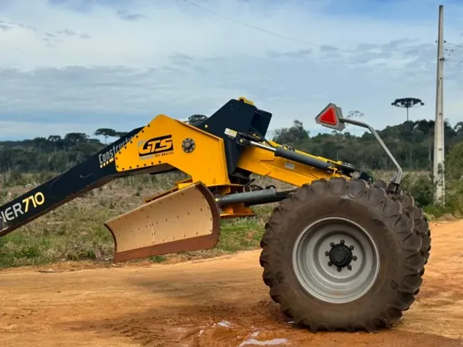 Plaina Agrícola Planner 710 CT