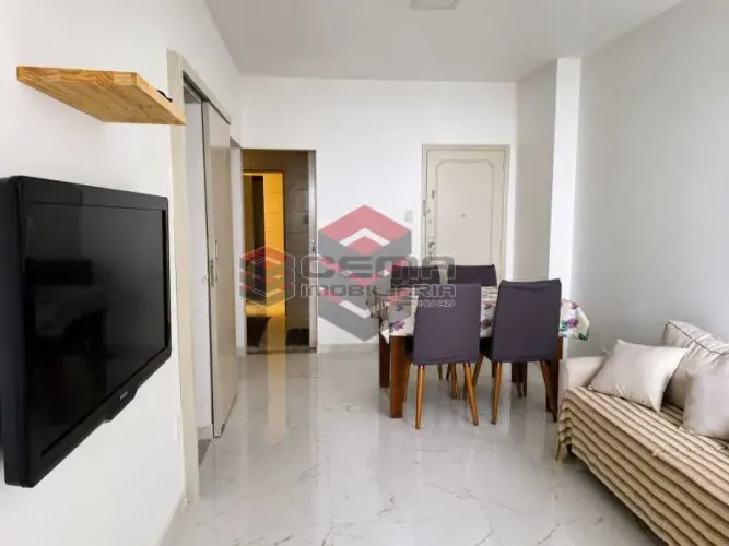 Apartamento - / Residencial / Flamengo