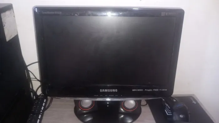 Monitor LCD SAMSUNG 