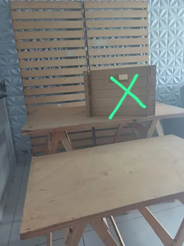 Vendo Painel Pallete mais 2 mesas