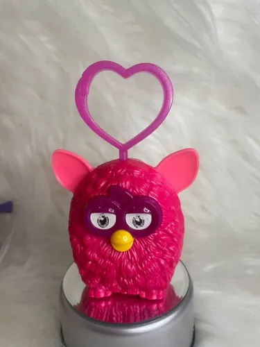 Boneco promocional furby rosa