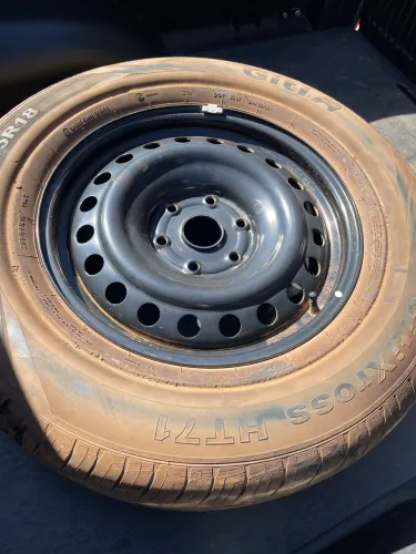 Roda com pneu aro 18 s10