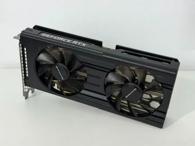 RTX 3060 de 12Gb Gainward Ghost 2x