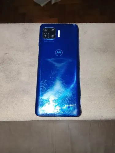 VENDO CELULAR COM 8 GIGA DE RAM PARA JOGAR.
