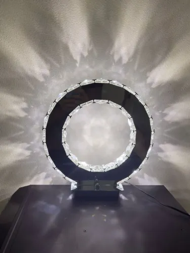 Abajur de Cristal com Base Espelhada- Led incluso Luz Branca