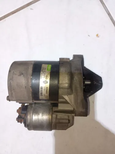 Motor de arranque Renault Clio 1.0 2005 original Valeo