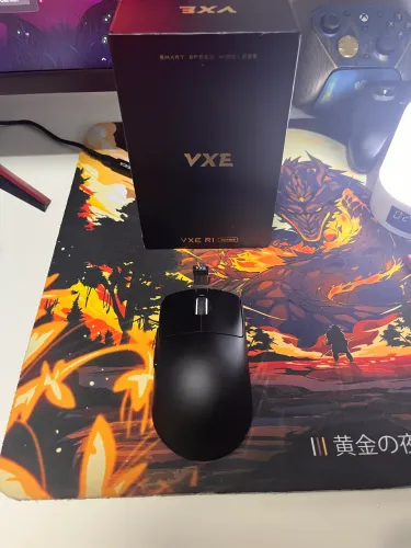 VXE R1 PRO Mouse gamer sem fio três modos de conexão