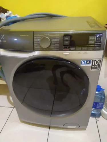 Maquina lava e seca eletrolux 
