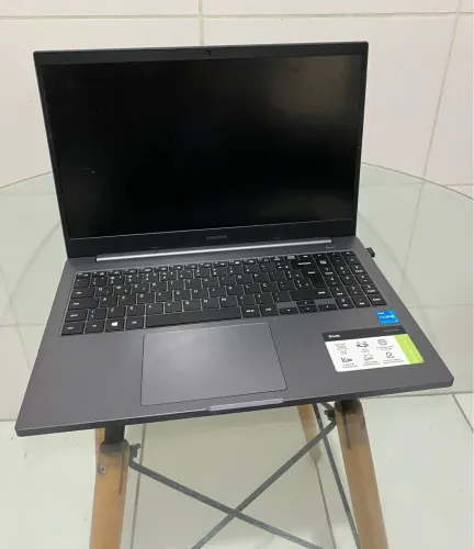 Notebook Samsung Book - Intel Core i3 (10ª geração)