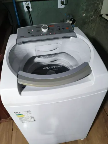 Máquina de lavar roupa Brastemp cesto de inox 09 kilos 