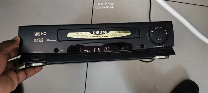 Vídeo Cassete Philips Modelo VR 354 usado