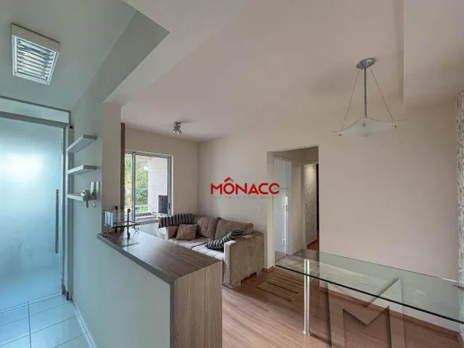 Apartamento com 2 dormitórios para alugar, 50 m² por R$ 2.400,00/mês - Aurora - Londrina/P
