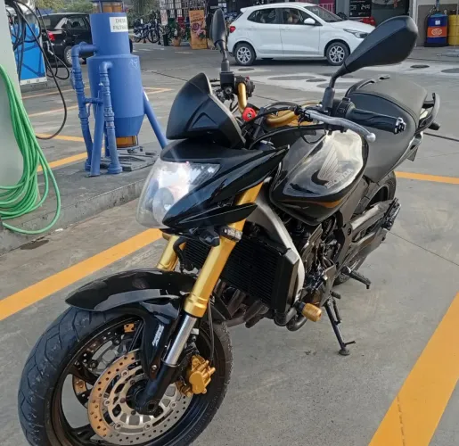 Hornet 2009 impecável Ac trocas menor valor