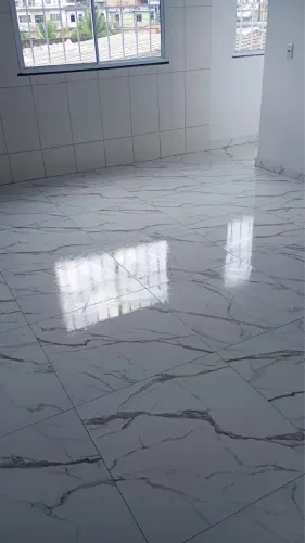 Apartamento com 2 quartos Alvorada 2
