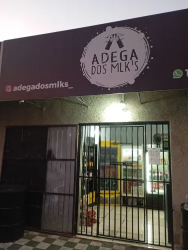 Venda de adega completa